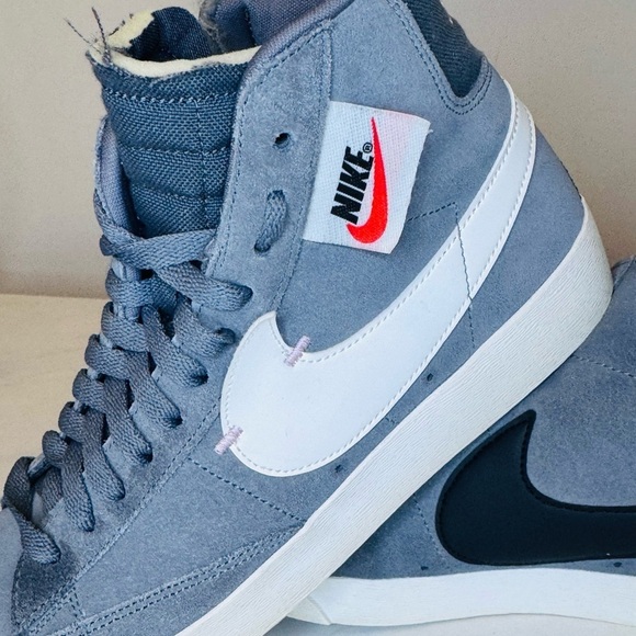 NIKE Blazer mid XX Rebel 'Cool Grey’ - Picture 1 of 14